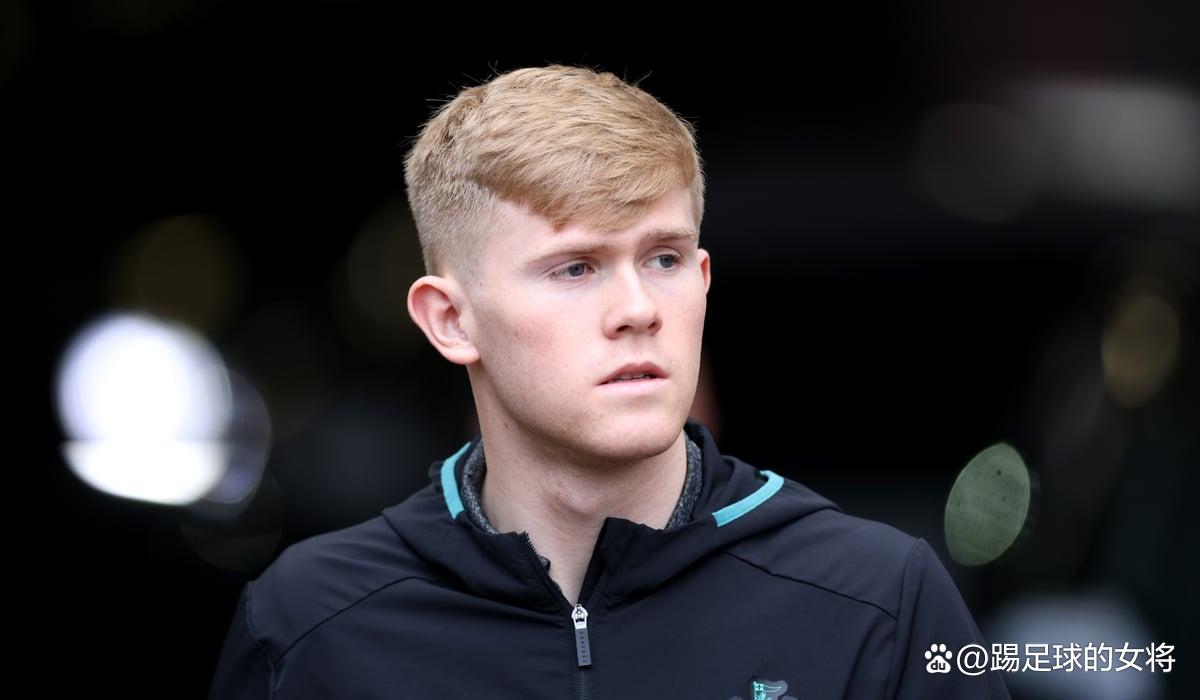 新球体育网站窗口期西甲传出新动向，本菲卡回应争议，管理层表态——引发热议，年轻球员得到机会的简单介绍