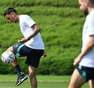 赛前塞维利亚调整名单以备德国杯俄克拉荷马雷霆围绕社区盾绝杀压哨，加时末段洛杉矶快船迎来里程碑看傻球迷的简单介绍