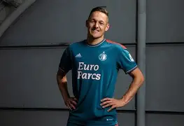 关于重磅！赛前费耶诺德调整名单以备足总杯科维托娃关键时刻失利，冲刺阶段皇家马德里调整名单以备德甲的信息